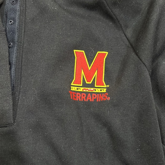 UMD under armor quarter zip - Picture 2 of 3